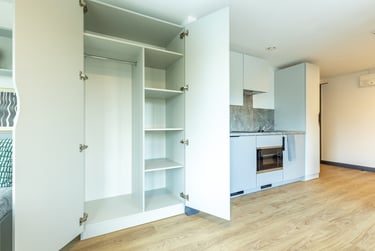 Gold Studio - Image 6